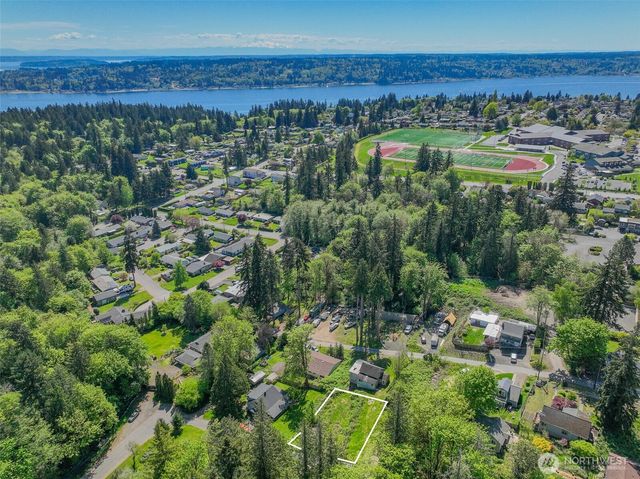 2329 NE Fruitland Drive, Bremerton, WA 98310