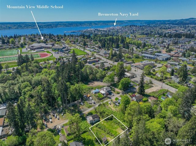 2329 NE Fruitland Drive, Bremerton, WA 98310