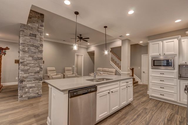 125 White Pine Court, Frankfort, KY 40601