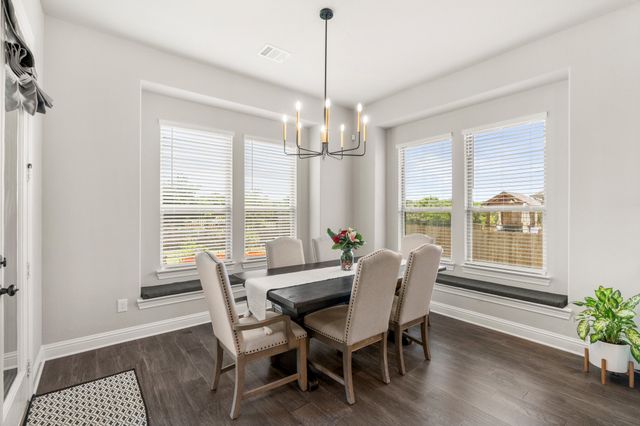 618 Sophia Street, Midlothian, TX 76065