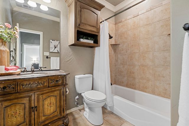 7824 F M 2641, Shallowater, TX 79363