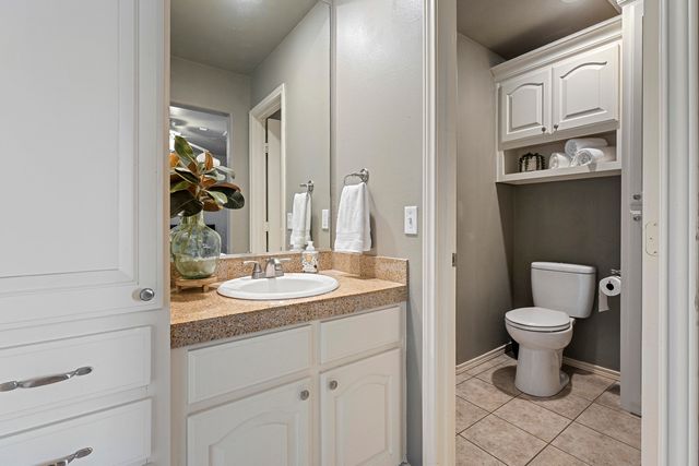 7824 F M 2641, Shallowater, TX 79363