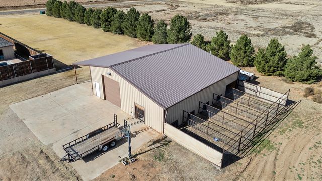 7824 F M 2641, Shallowater, TX 79363