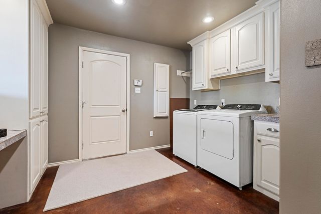 7824 F M 2641, Shallowater, TX 79363