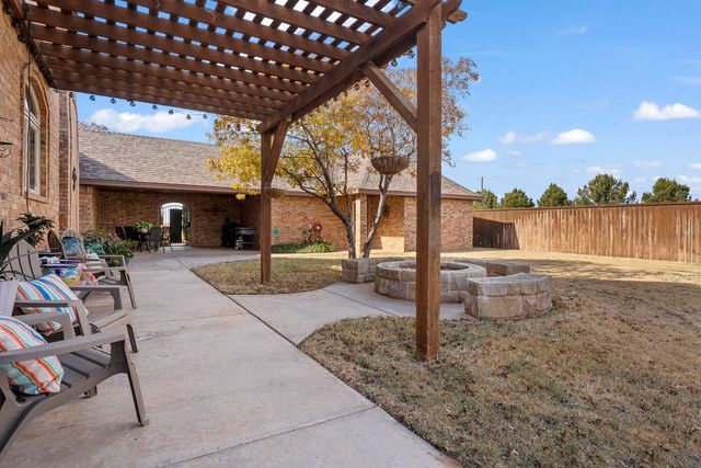 7824 F M 2641, Shallowater, TX 79363