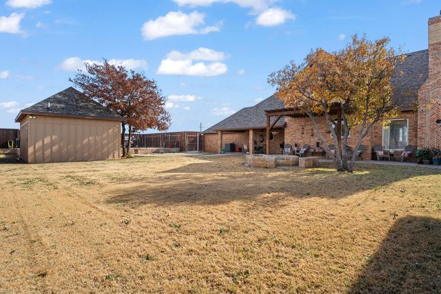 7824 F M 2641, Shallowater, TX 79363