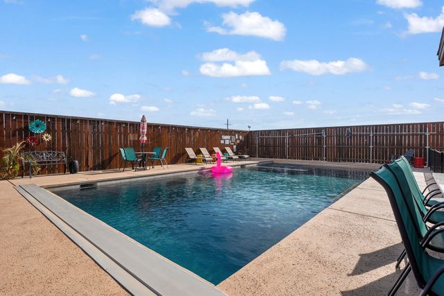 7824 F M 2641, Shallowater, TX 79363