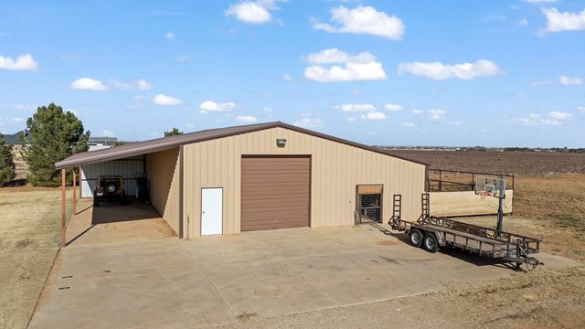 7824 F M 2641, Shallowater, TX 79363