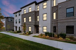 2845 Summers Place, Troy, MI 48084