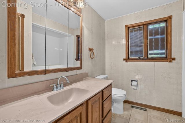5410 Mancelona Drive, Grand Blanc Charter Township, MI 48439