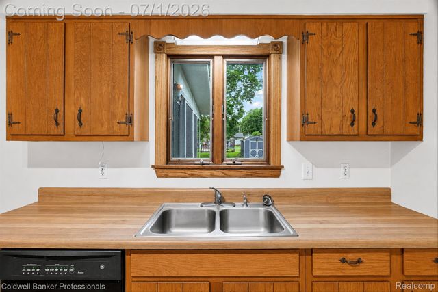 5410 Mancelona Drive, Grand Blanc Charter Township, MI 48439