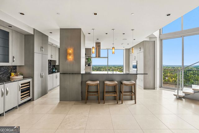2795 Peachtree Road NE 2601, Atlanta, GA 30305