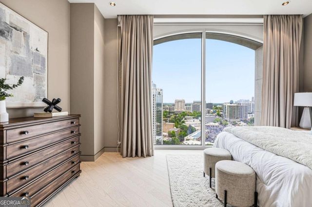 2795 Peachtree Road NE 2601, Atlanta, GA 30305