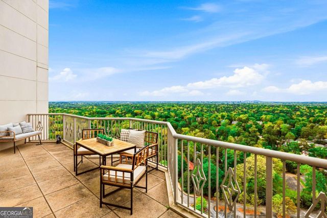 2795 Peachtree Road NE 2601, Atlanta, GA 30305