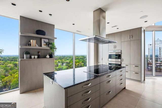 2795 Peachtree Road NE 2601, Atlanta, GA 30305