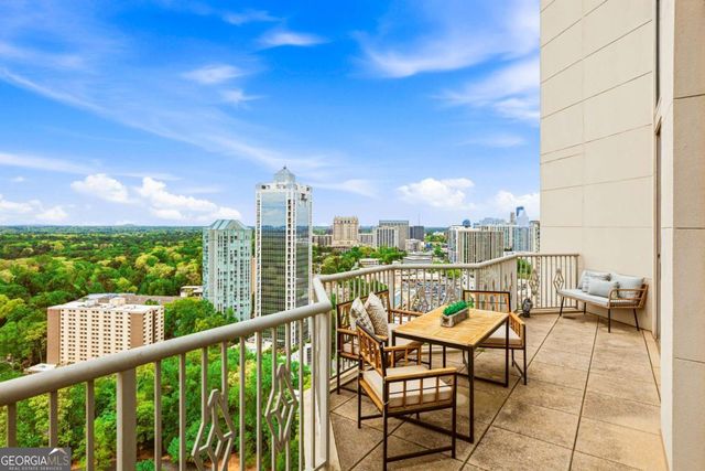 2795 Peachtree Road NE 2601, Atlanta, GA 30305
