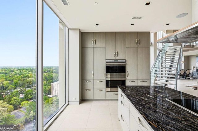 2795 Peachtree Road NE 2601, Atlanta, GA 30305