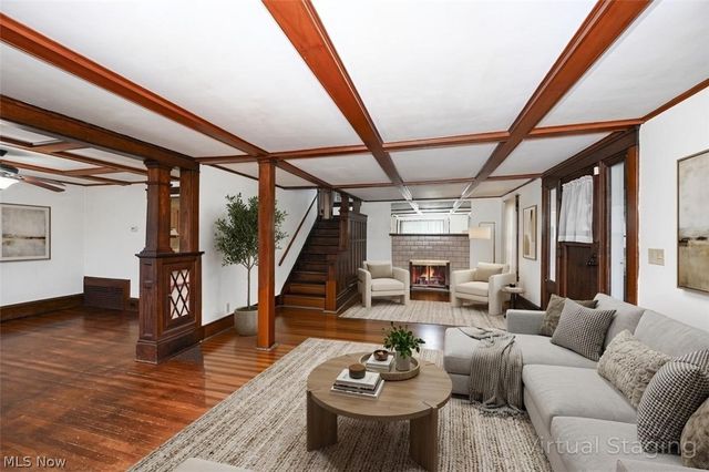 329 Redwood Street SW, Beach City, OH 44608