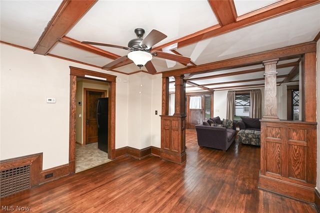 329 Redwood Street SW, Beach City, OH 44608