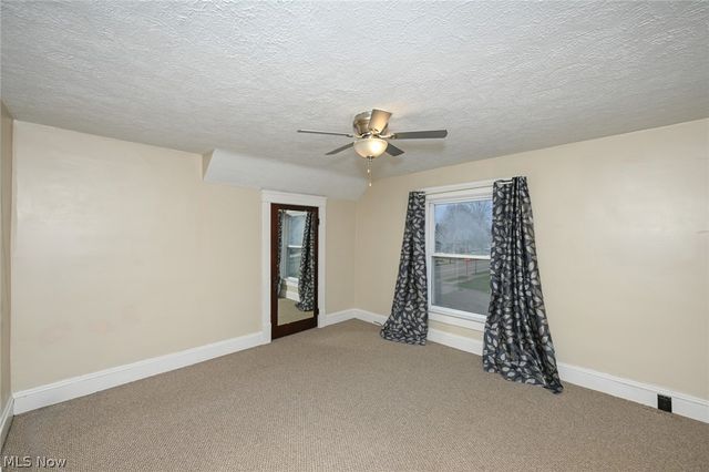 329 Redwood Street SW, Beach City, OH 44608