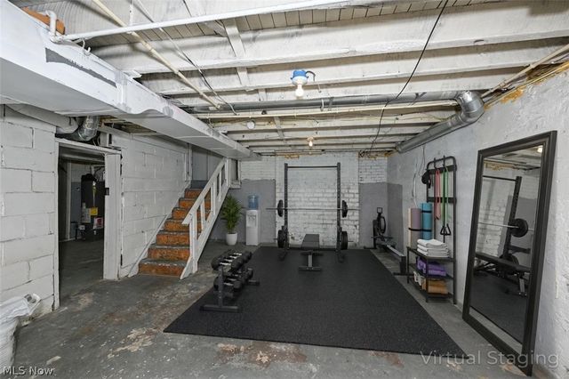 329 Redwood Street SW, Beach City, OH 44608