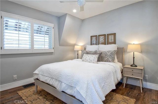 1119 E Balboa Boulevard A, Newport Beach, CA 92661