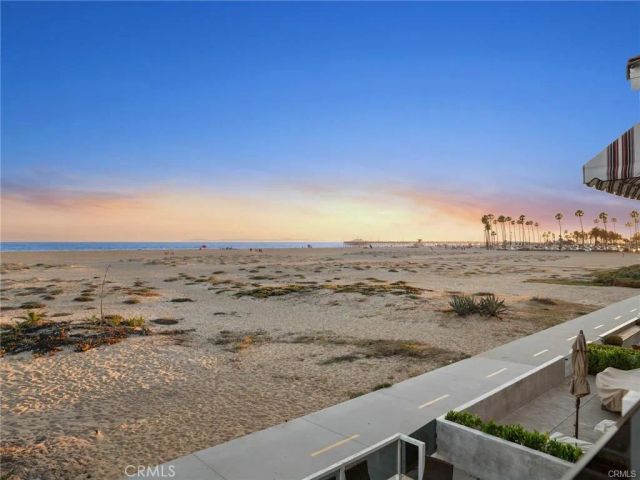1119 E Balboa Boulevard A, Newport Beach, CA 92661