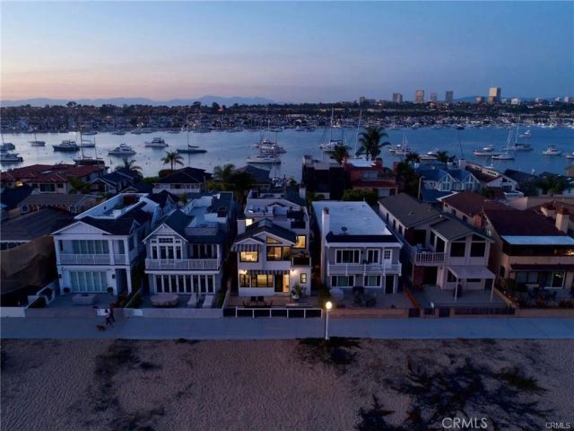 1119 E Balboa Boulevard A, Newport Beach, CA 92661