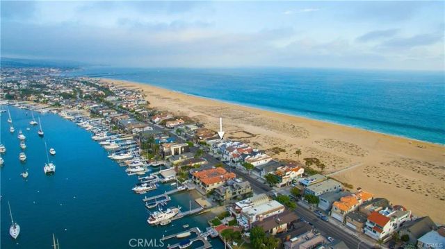 1119 E Balboa Boulevard A, Newport Beach, CA 92661