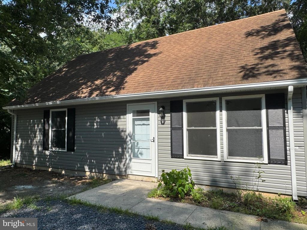 50 ASTER ST, Browns Mills, NJ 08015