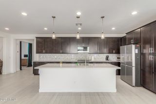 25601 N 140TH Lane, Surprise, AZ 85387