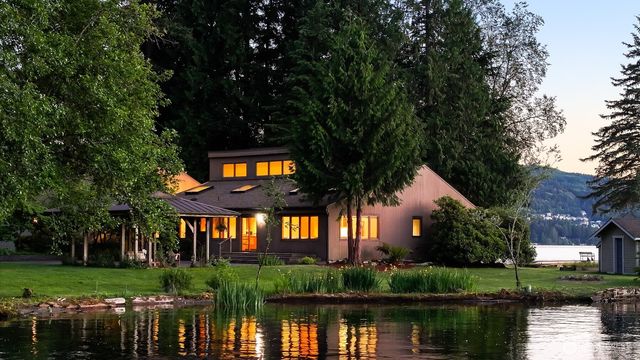 3169 Agate Bay Lane, Bellingham, WA 98226