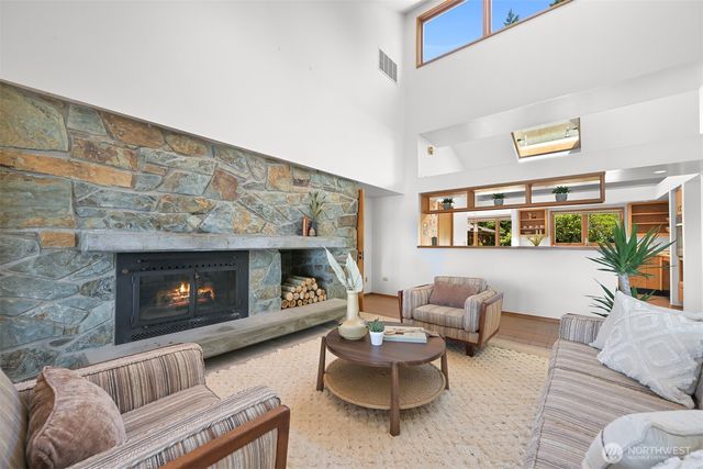 3169 Agate Bay Lane, Bellingham, WA 98226