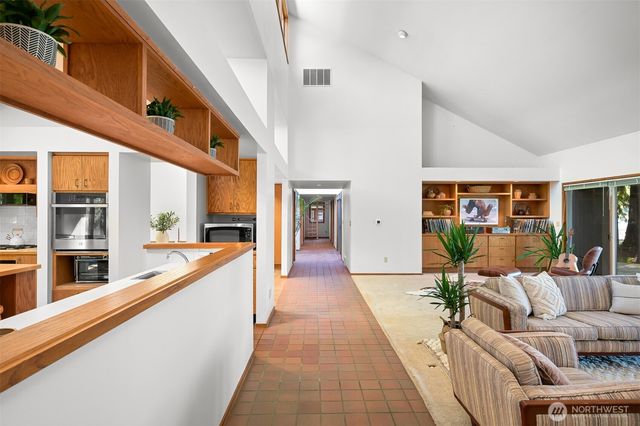 3169 Agate Bay Lane, Bellingham, WA 98226