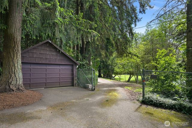 3169 Agate Bay Lane, Bellingham, WA 98226