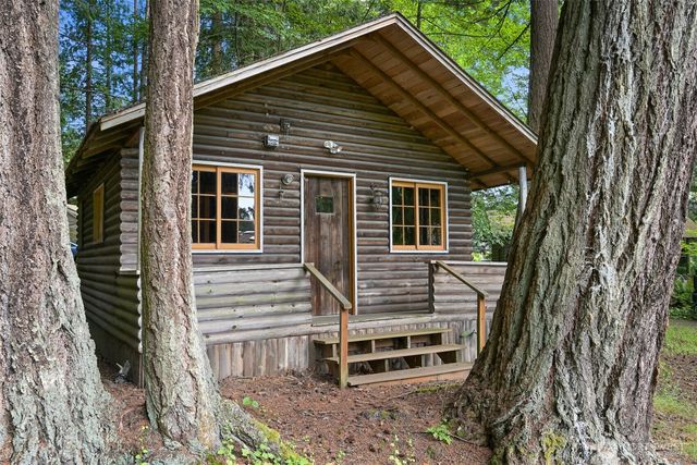3169 Agate Bay Lane, Bellingham, WA 98226