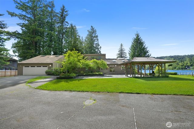 3169 Agate Bay Lane, Bellingham, WA 98226