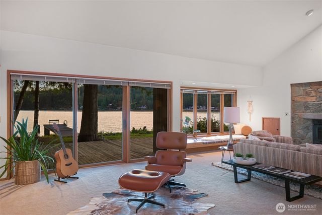 3169 Agate Bay Lane, Bellingham, WA 98226