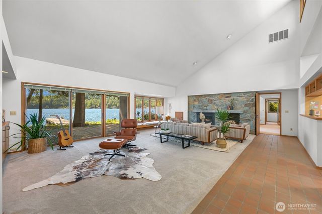 3169 Agate Bay Lane, Bellingham, WA 98226