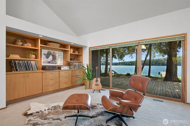 3169 Agate Bay Lane, Bellingham, WA 98226