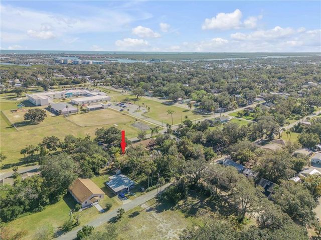 534 N MYRTLE AVENUE, New Smyrna Beach, FL 32168