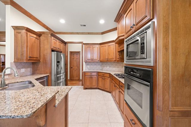 1716 NW 184th Street, Edmond, OK 73012