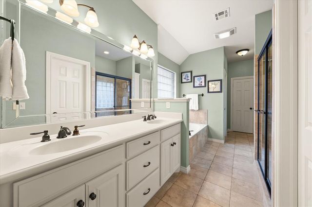 1716 NW 184th Street, Edmond, OK 73012