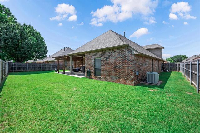 1716 NW 184th Street, Edmond, OK 73012