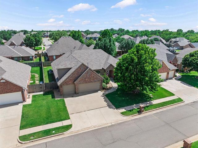 1716 NW 184th Street, Edmond, OK 73012