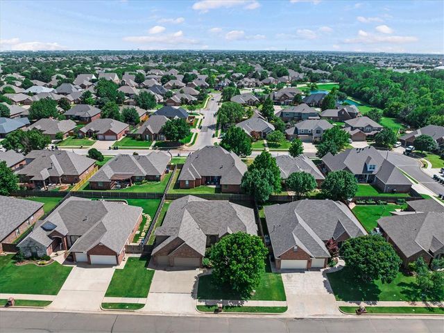 1716 NW 184th Street, Edmond, OK 73012