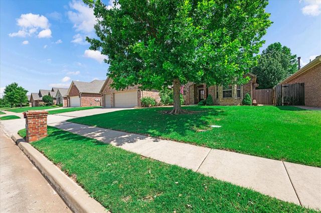 1716 NW 184th Street, Edmond, OK 73012