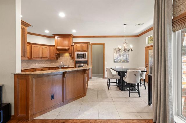 1716 NW 184th Street, Edmond, OK 73012