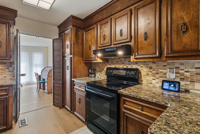 6 Sabina Court, Hanahan, SC 29410