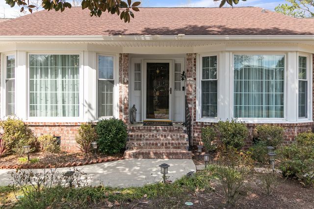 6 Sabina Court, Hanahan, SC 29410